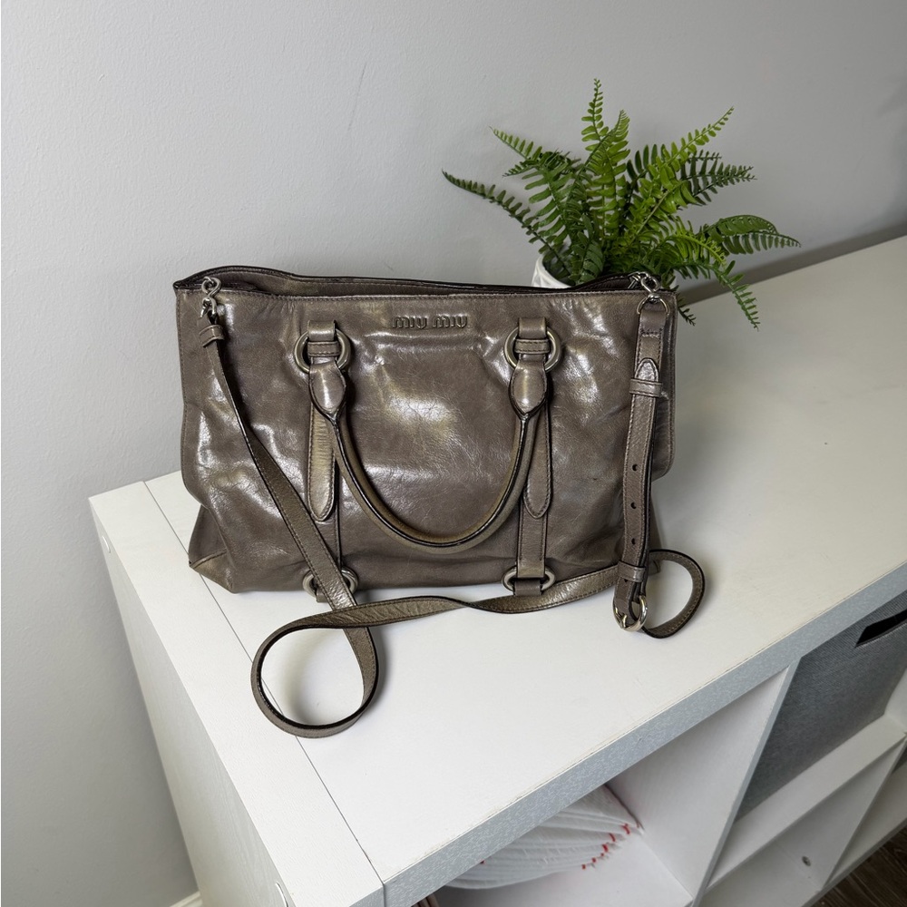 Vintage Miu Miu Vitello Shine In FUMO Gray Leather Shoulder Satchel - Picture 2 of 16